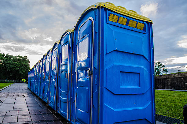 Best Portable toilet rental cost  in Fox Farm College, WY